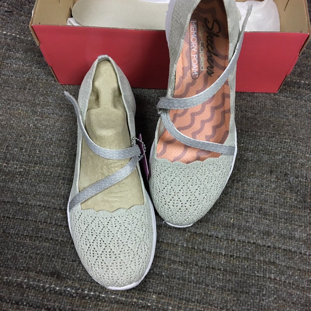 Skechers Seager NIB Strike Out Walking Shoe 7.5